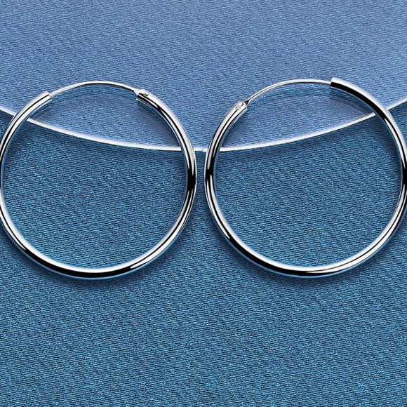 Stunning .925 Sterling Silver 35mm Round Hoop Earrings - Picture 5 of 5